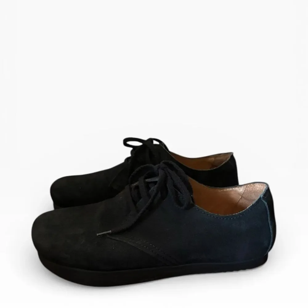 Earth Suede Shoes Men’s Size 10
